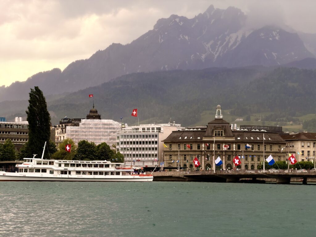 لوتسرن Luzern: دليل السياحة والأنشطة للعائلات العربية img 6661